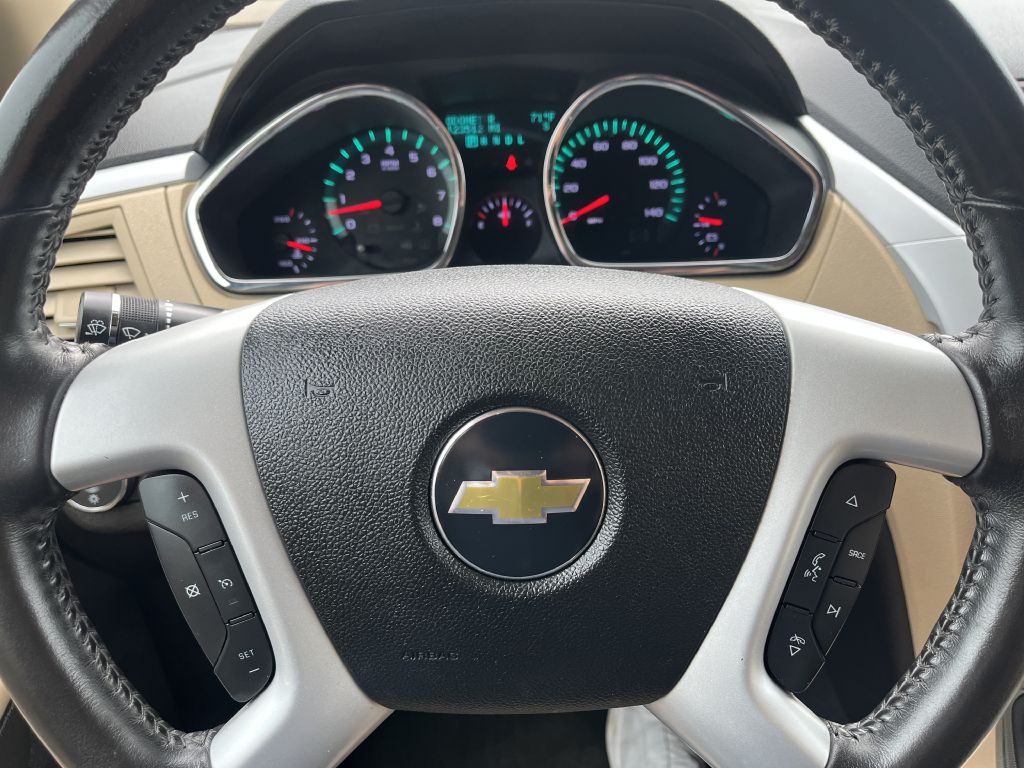 Photo 11 of this CHEVROLET TRAVERSE