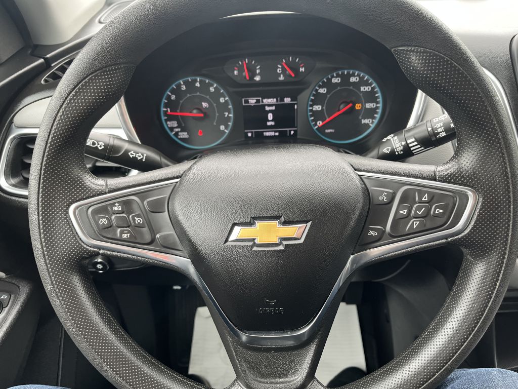 Photo 11 of this CHEVROLET EQUINOX