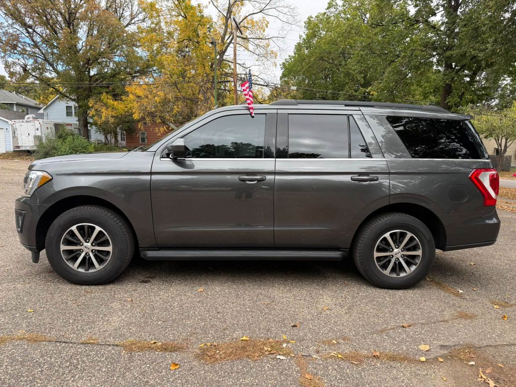 Photo 3 of this FORD EXPEDITION