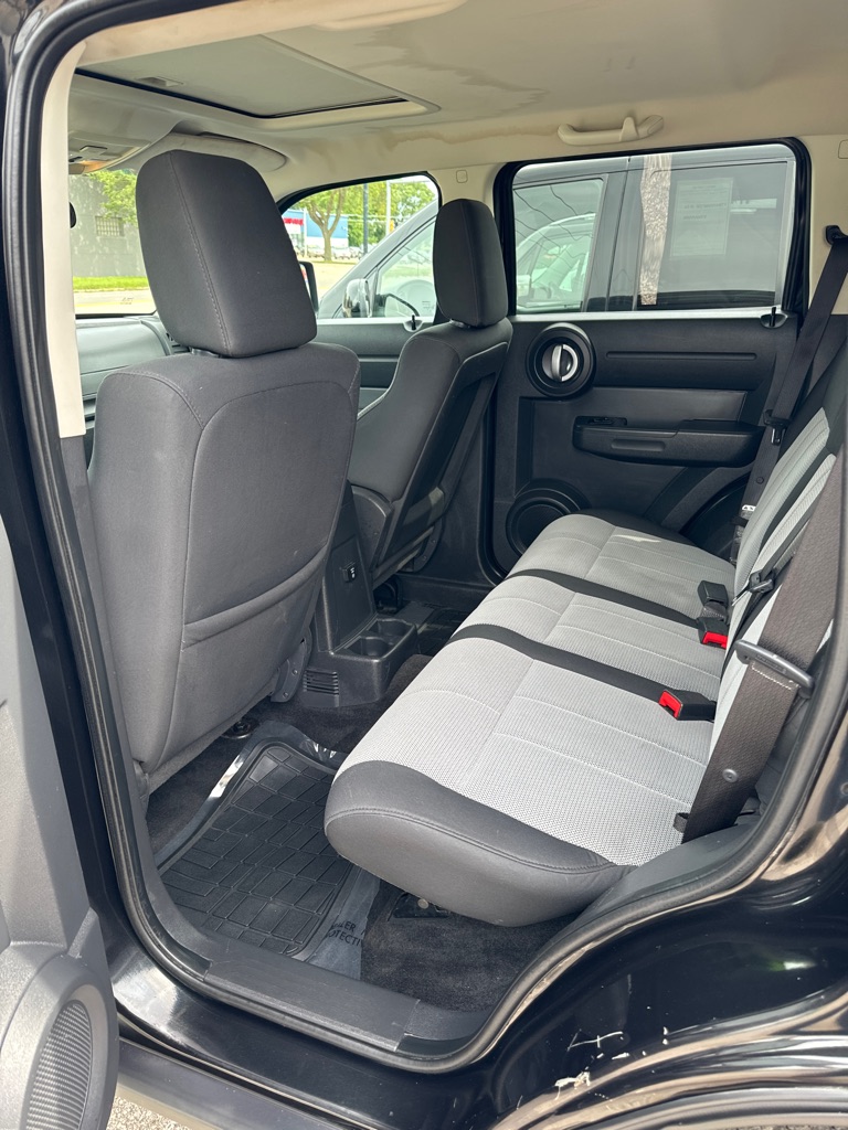 Photo 8 of this DODGE NITRO