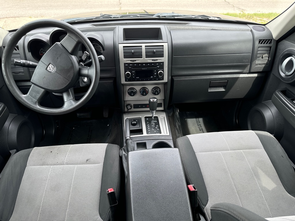 Photo 9 of this DODGE NITRO