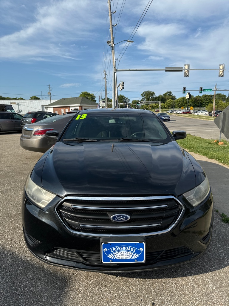 Photo 2 of this FORD TAURUS