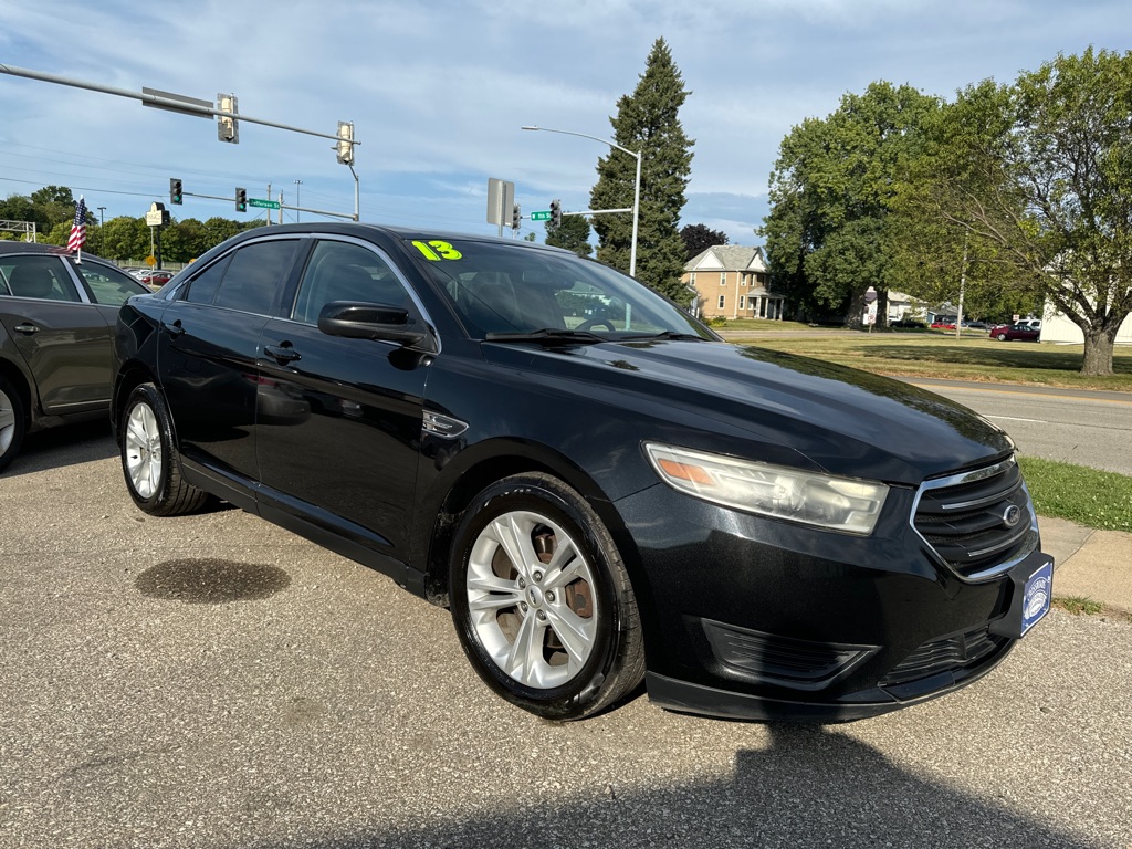 Photo 3 of this FORD TAURUS