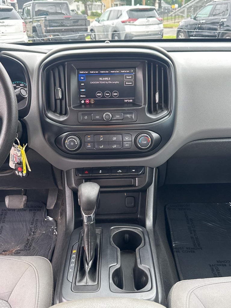 Photo 10 of this CHEVROLET COLORADO