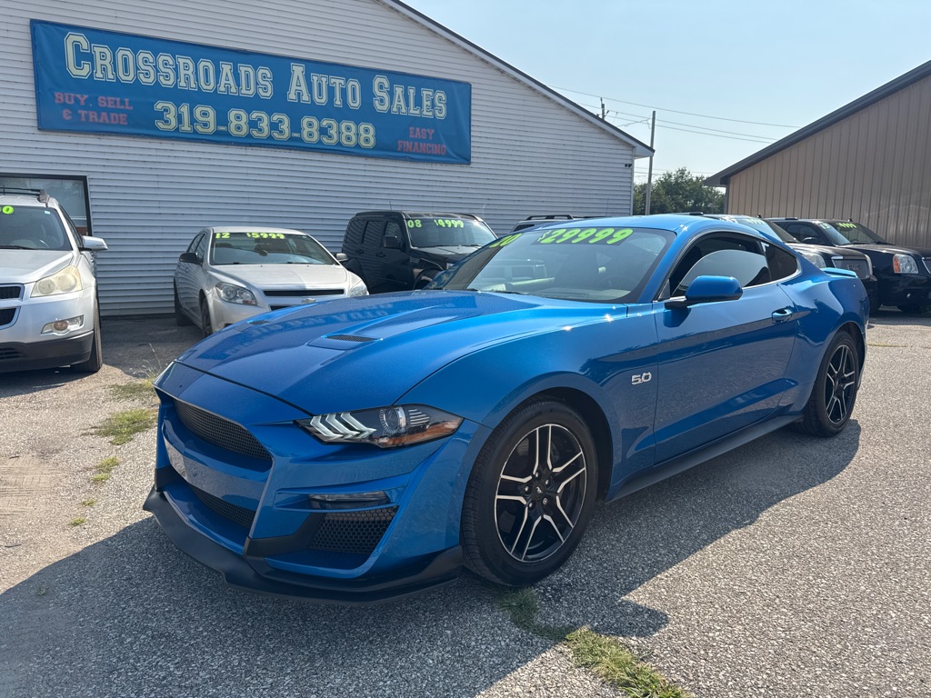Photo 2 of this FORD MUSTANG