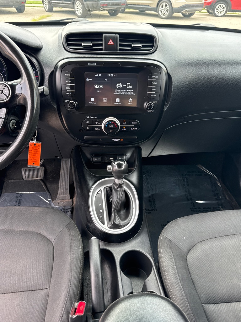 Photo 8 of this KIA SOUL