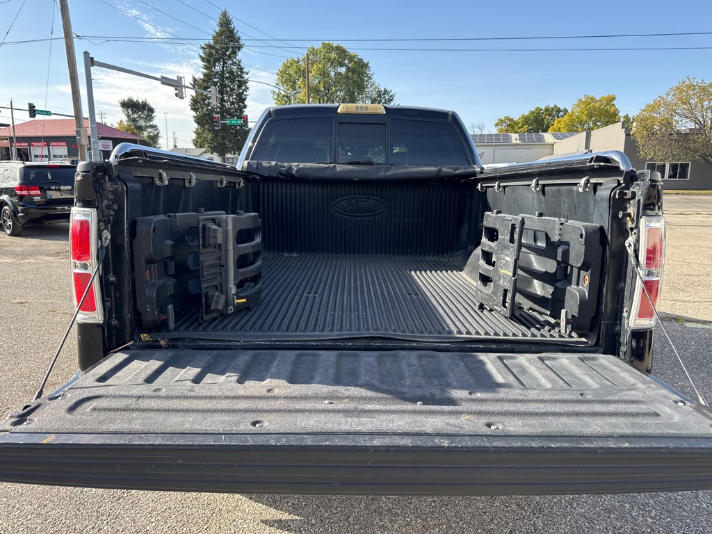 Photo 5 of this FORD F150