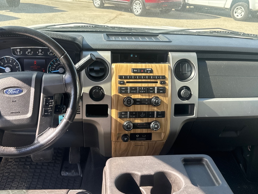 Photo 8 of this FORD F150