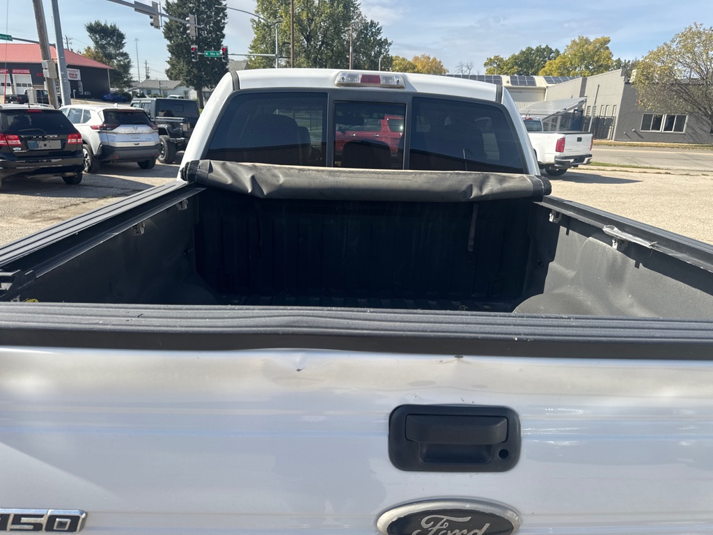 Photo 5 of this FORD F150