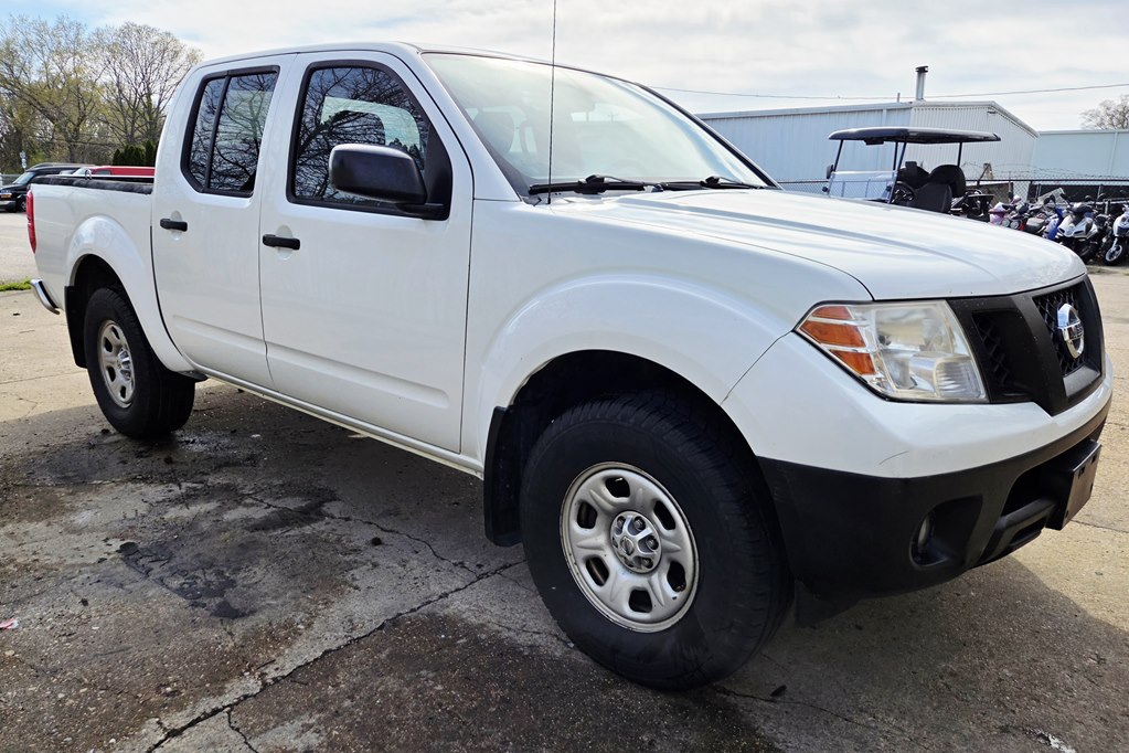 Photo 3 of this NISSAN FRONTIER
