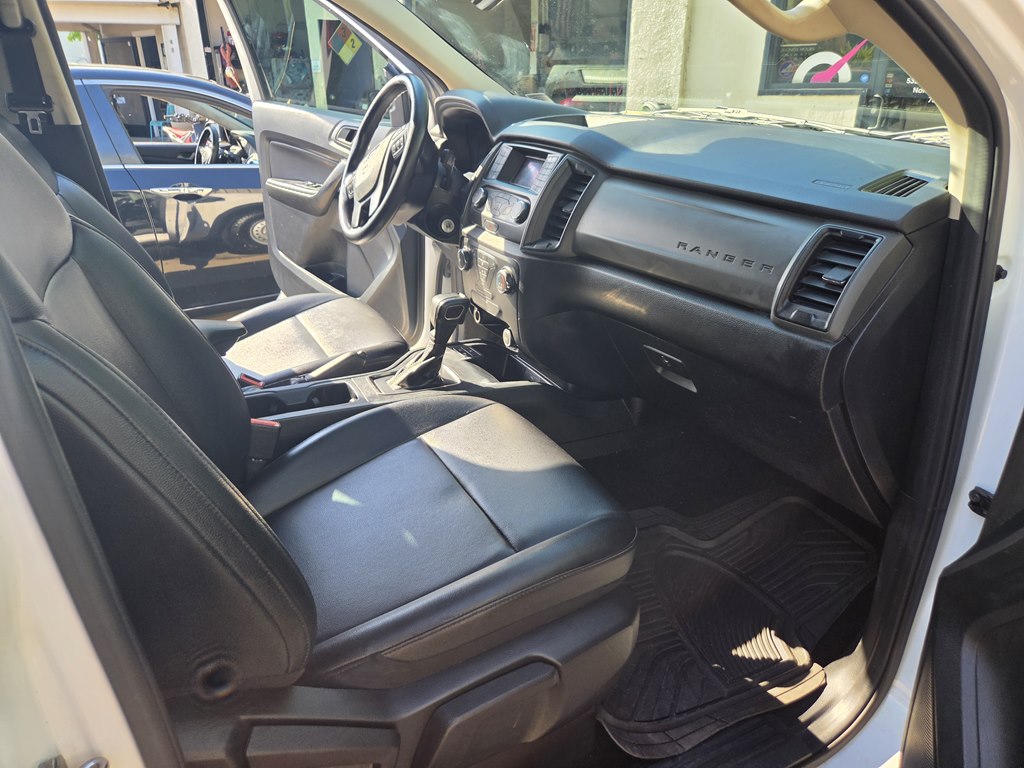 Photo 13 of this FORD RANGER