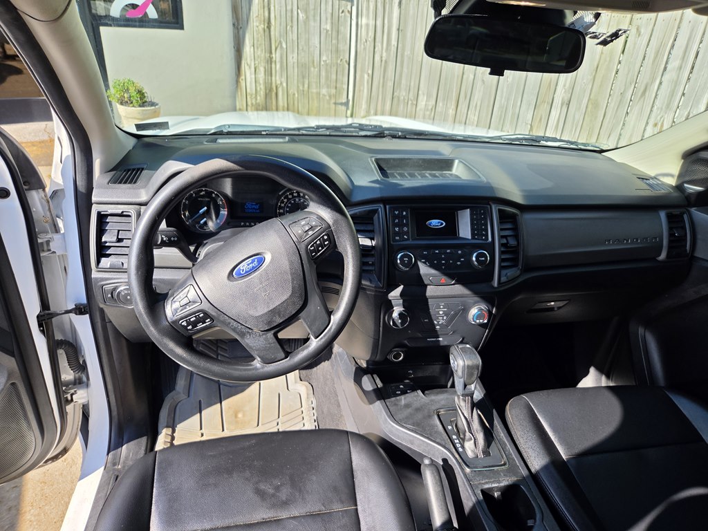 Photo 11 of this FORD RANGER