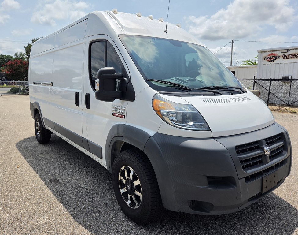 Photo 3 of this RAM PROMASTER 2500