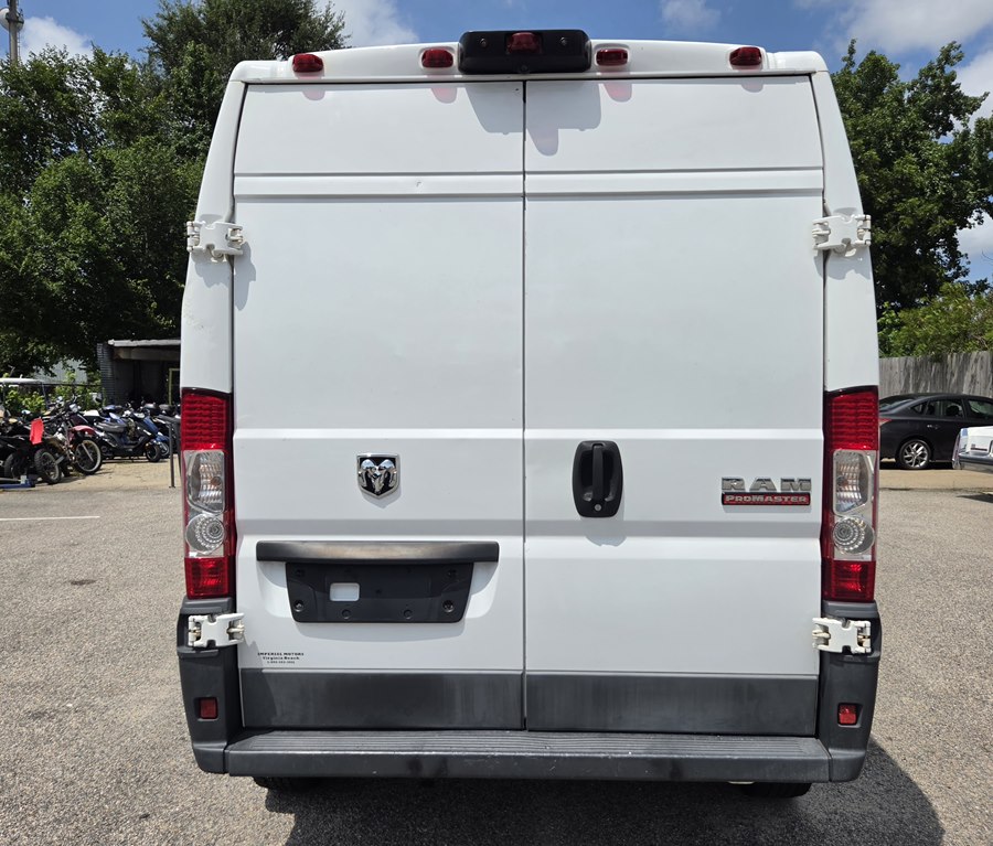 Photo 7 of this RAM PROMASTER 2500