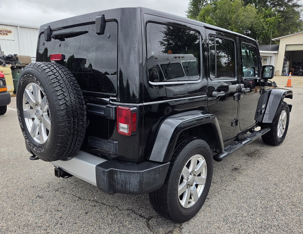 Photo 8 of this JEEP WRANGLER UNLIMI