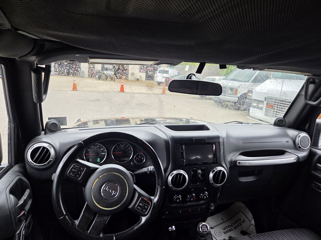 Photo 10 of this JEEP WRANGLER UNLIMI