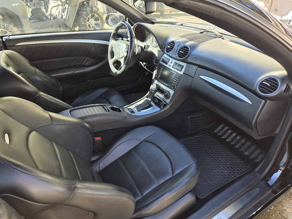 Photo 12 of this MERCEDES-BENZ CLK