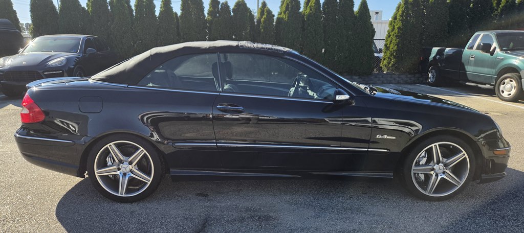 Photo 5 of this MERCEDES-BENZ CLK