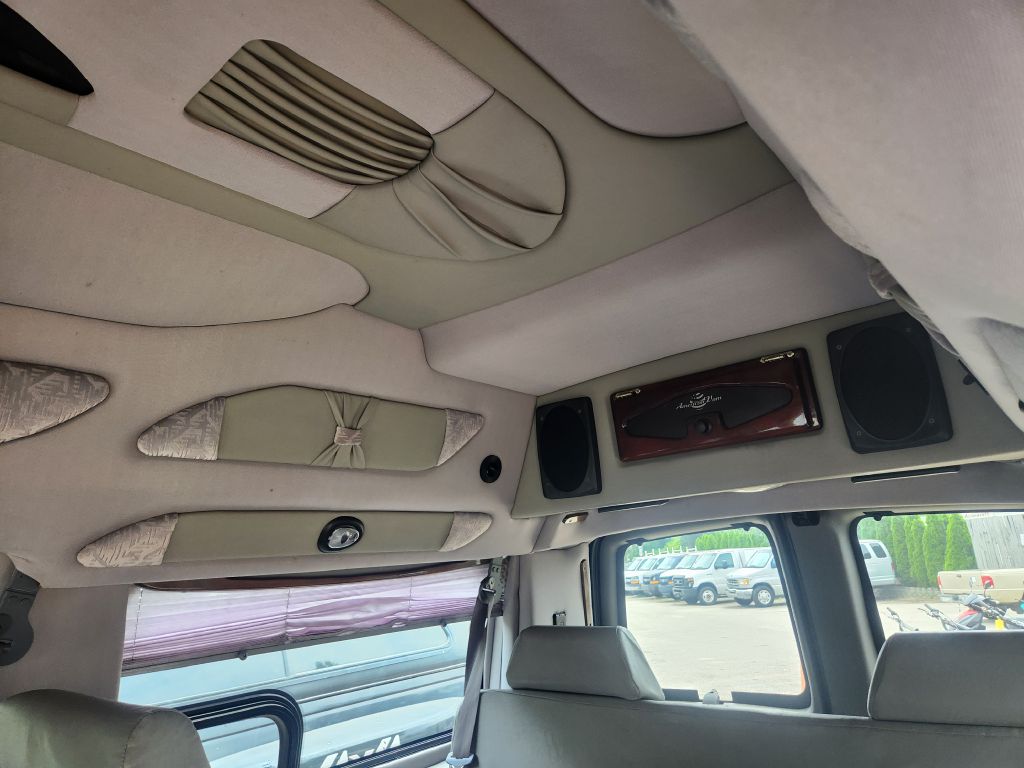 Photo 11 of this CHEVROLET EXPRESS G1500