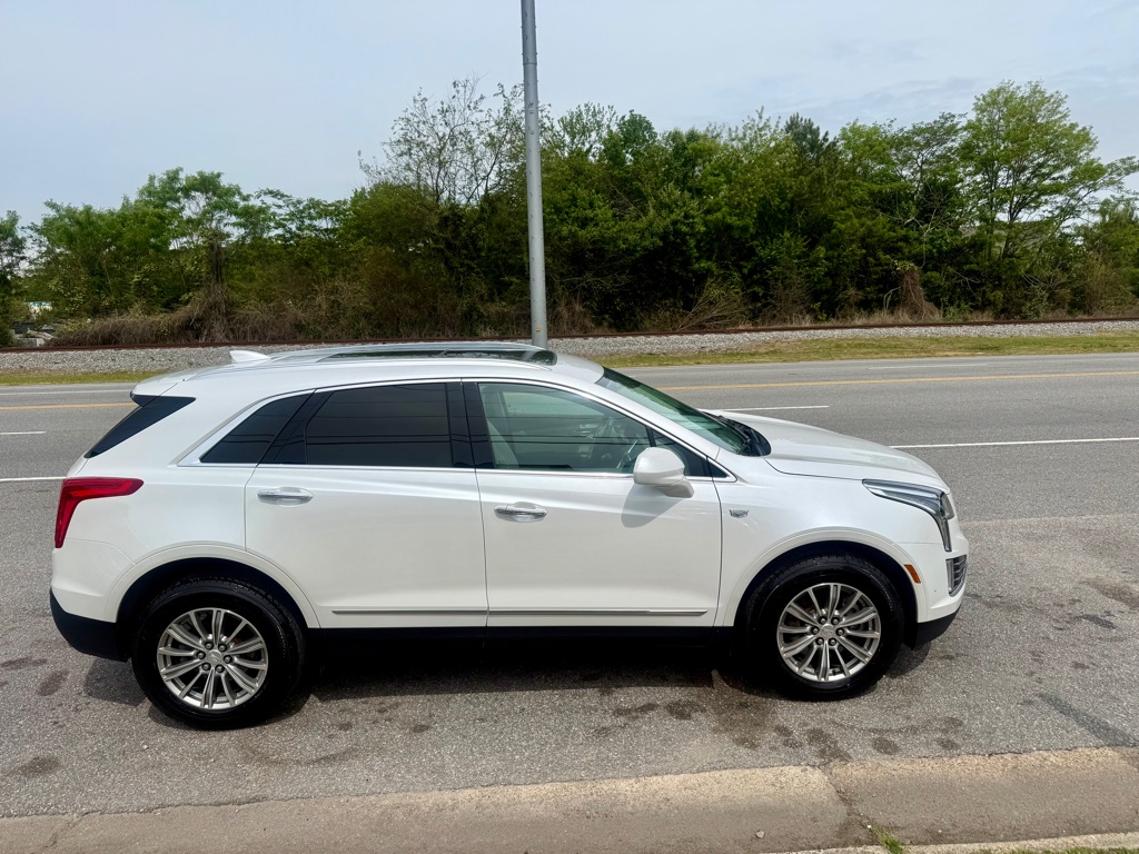 2017 Cadillac XT5 AWD Luxury's photo