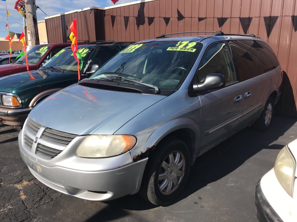 Chrysler town country 2005