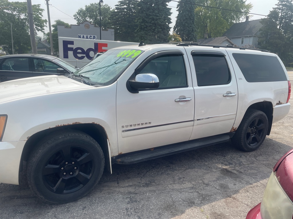 2011 CHEVROLET SUBURBAN - 18891