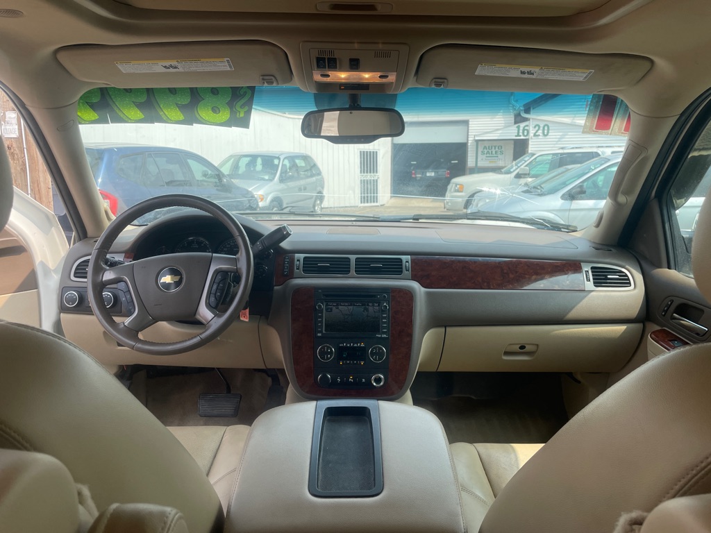 2011 CHEVROLET SUBURBAN - 18891