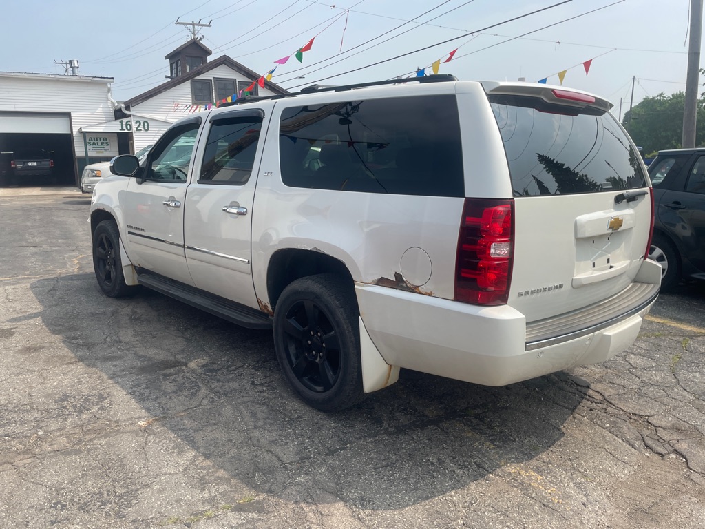 2011 CHEVROLET SUBURBAN - 18891