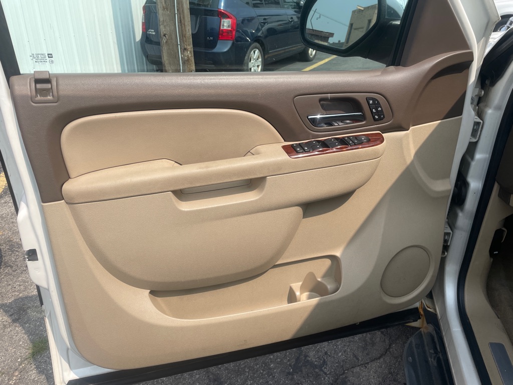 2011 CHEVROLET SUBURBAN - 18891