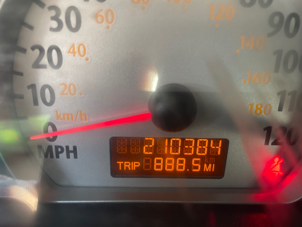 2004 SATURN ION 3 - 18933