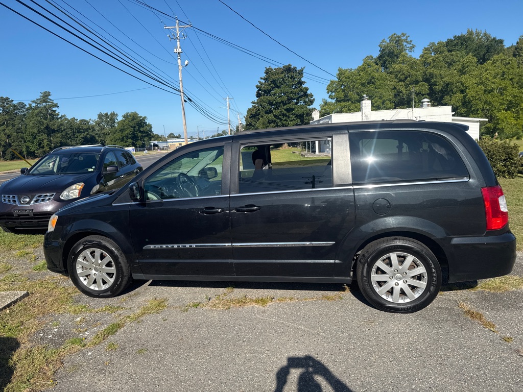Black (BLK) 2014 Chrysler Town & Country Minivan Front-Wheel Drive Automatic