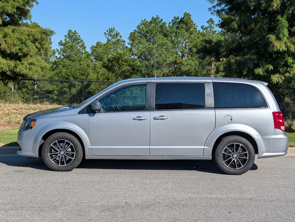 Photo 6 of this DODGE GRAND CARAVAN