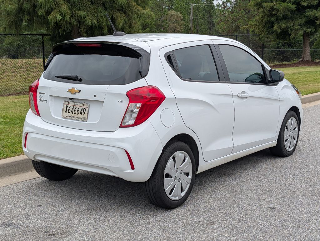 Photo 3 of this CHEVROLET SPARK