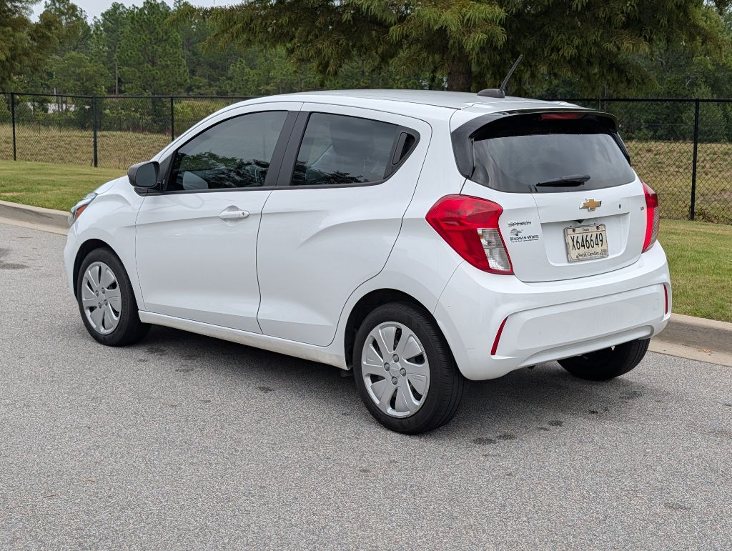 Photo 5 of this CHEVROLET SPARK