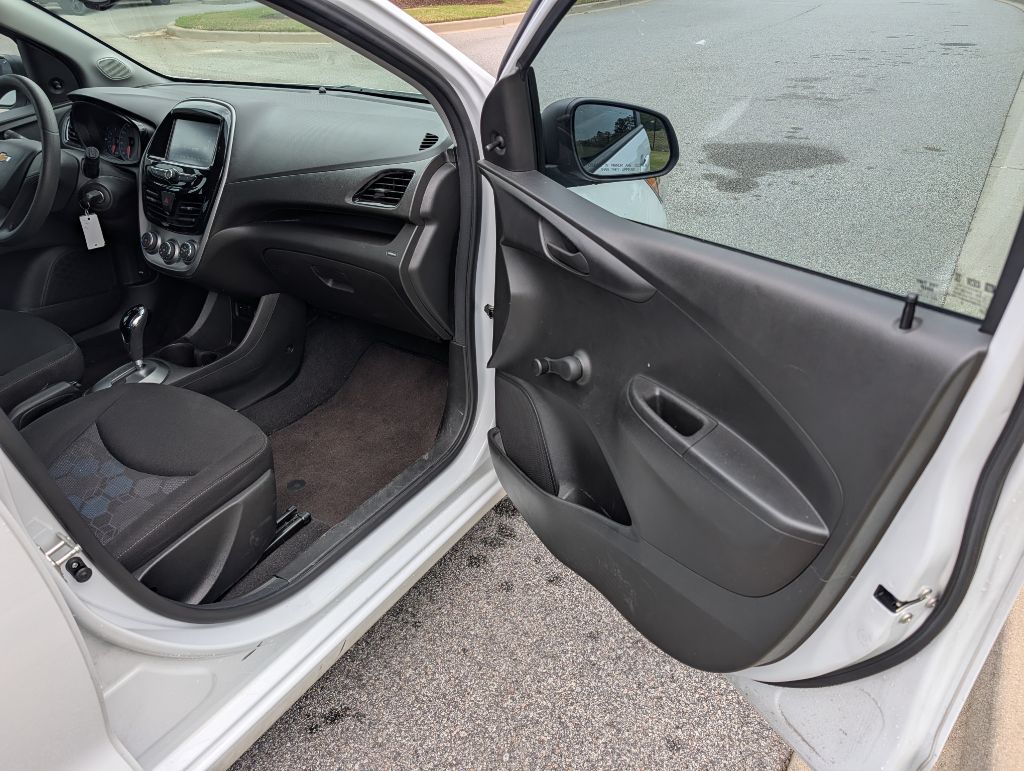 Photo 22 of this CHEVROLET SPARK