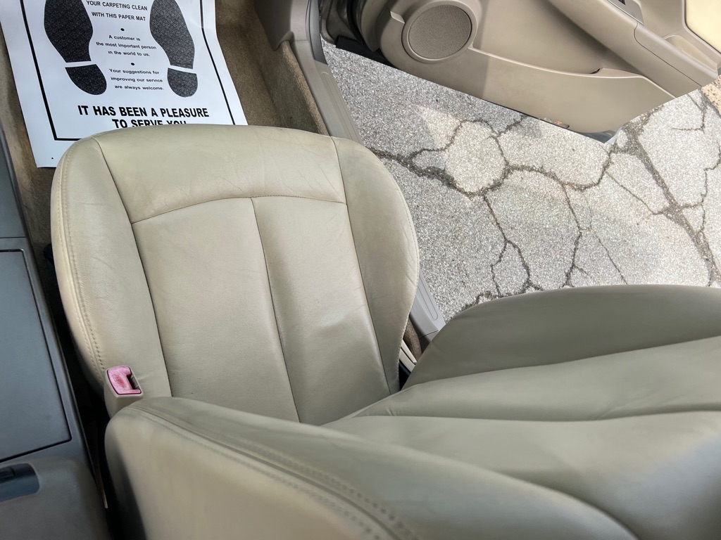 Photo 18 of this NISSAN ALTIMA