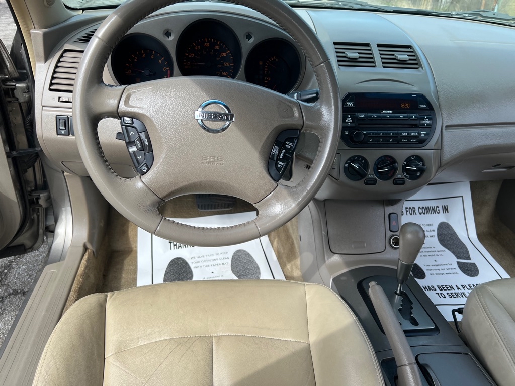 Photo 10 of this NISSAN ALTIMA