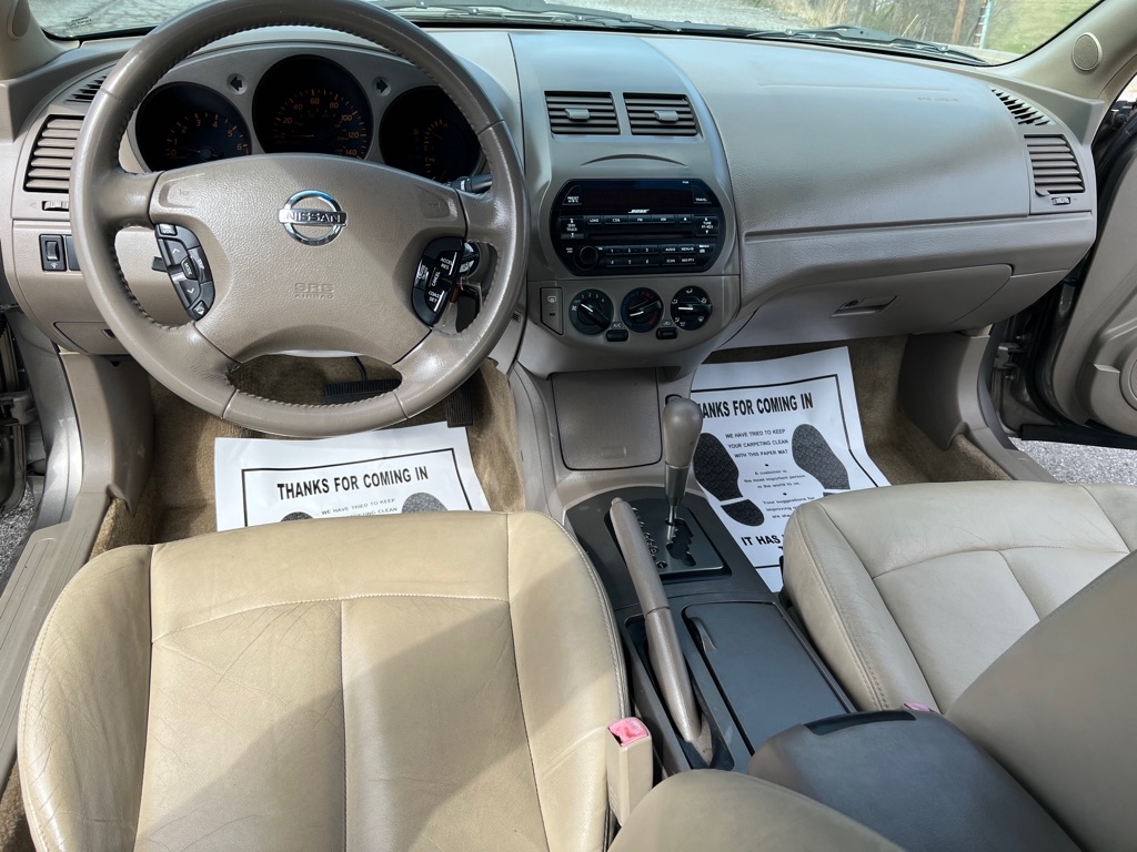 Photo 12 of this NISSAN ALTIMA