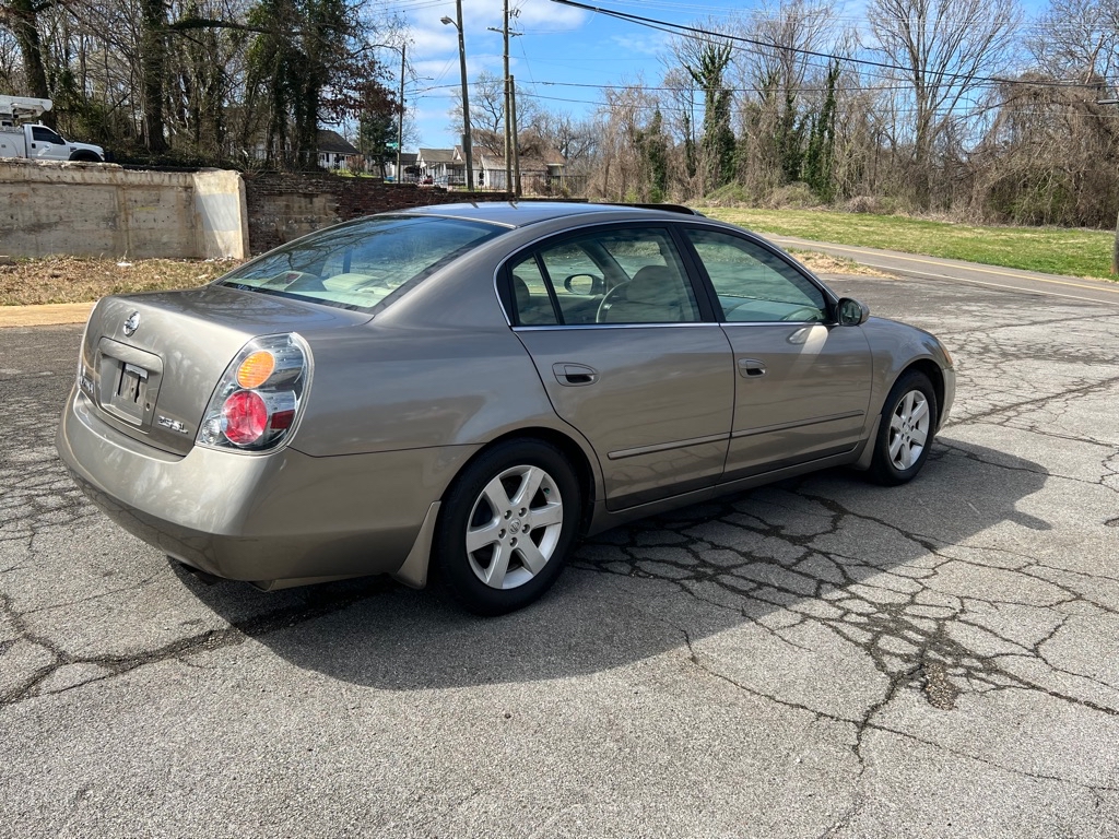 Photo 5 of this NISSAN ALTIMA