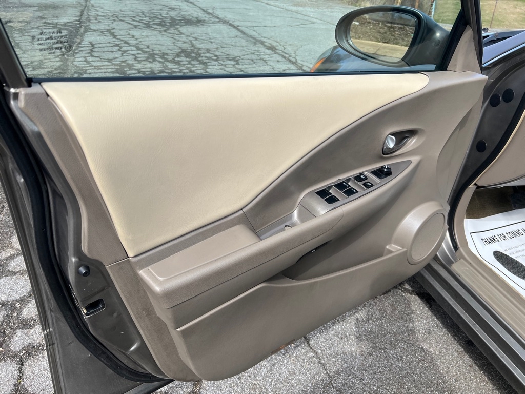 Photo 14 of this NISSAN ALTIMA