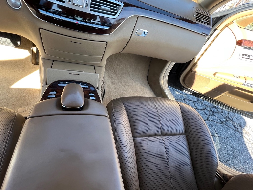MERCEDES-BENZ S-CLASS 2008 MERCEDES-BENZ S-CLASS WDDNG71X28A217292