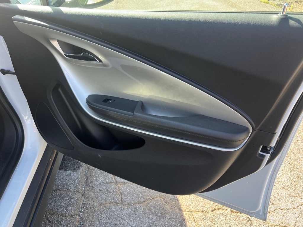 CHEVROLET VOLT 2015 CHEVROLET VOLT 1G1RA6E41FU103358