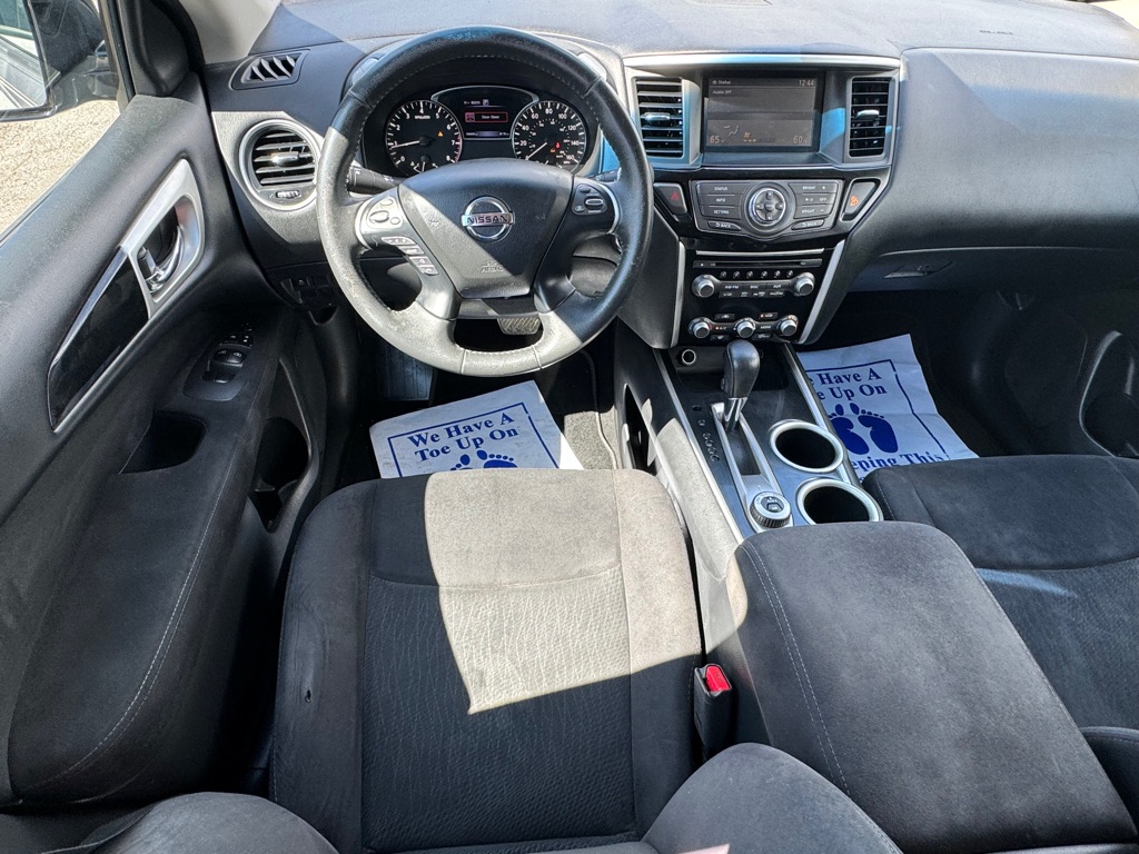 Photo 35 of this NISSAN PATHFINDER