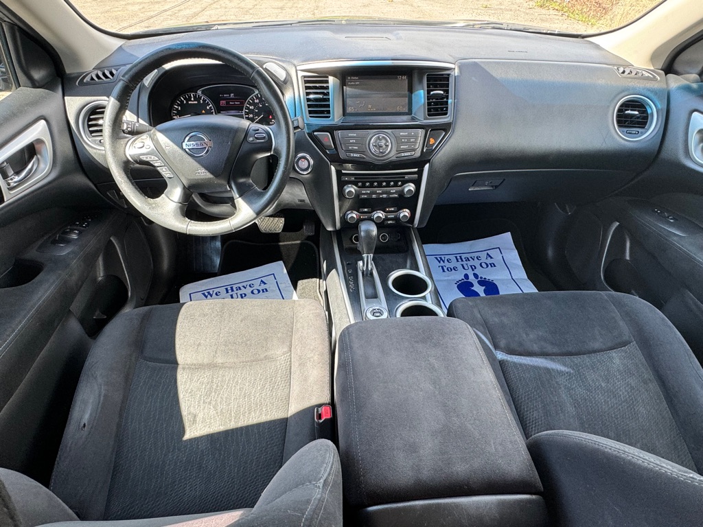 Photo 36 of this NISSAN PATHFINDER