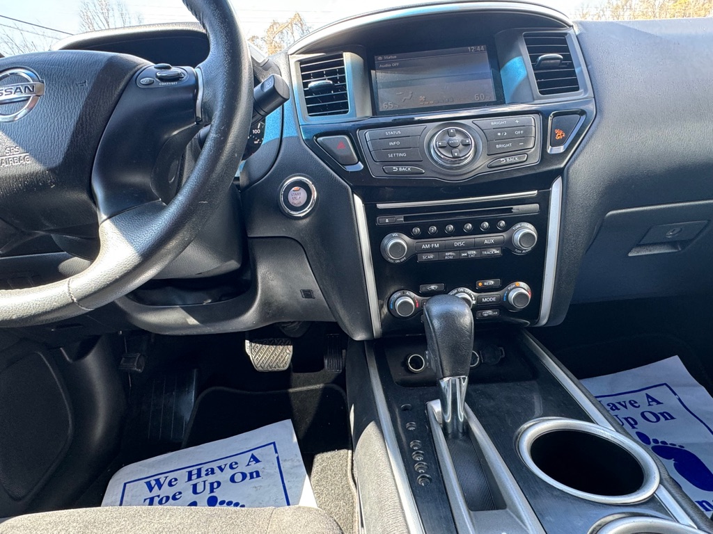 Photo 34 of this NISSAN PATHFINDER