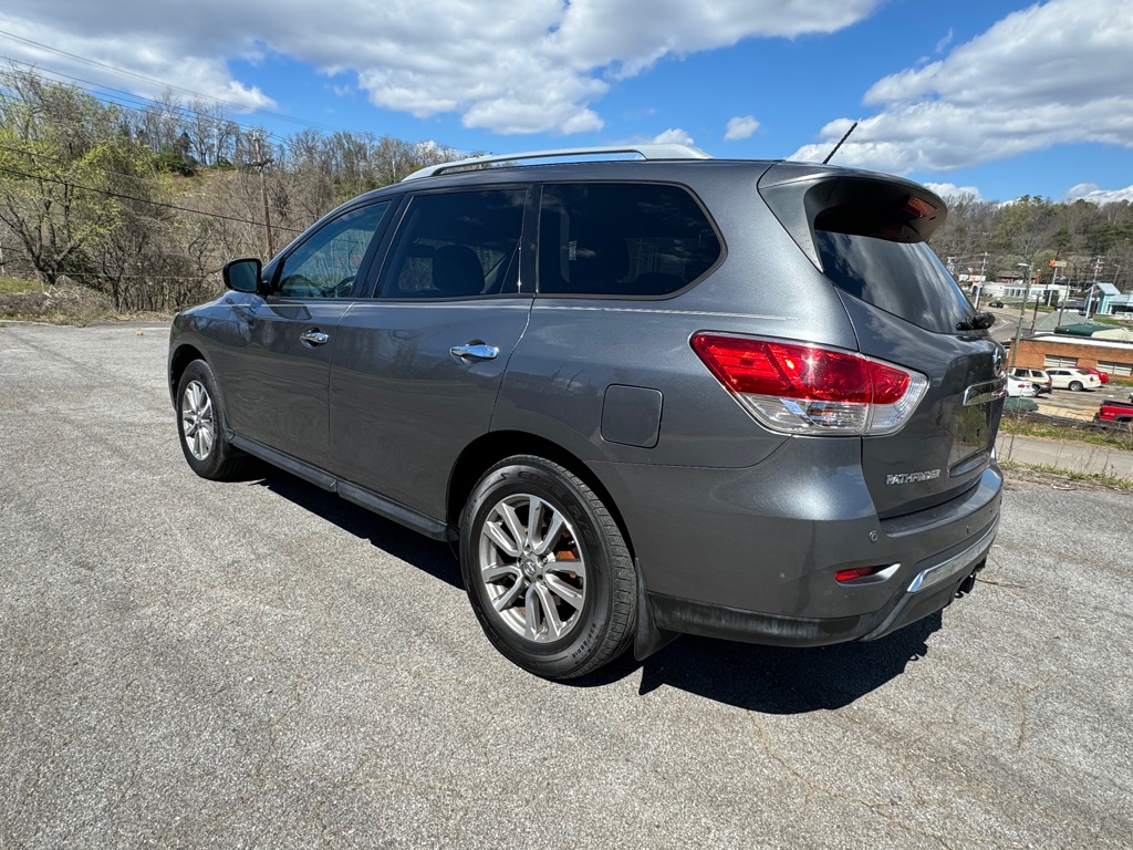 Photo 10 of this NISSAN PATHFINDER