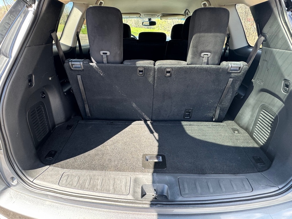 Photo 27 of this NISSAN PATHFINDER