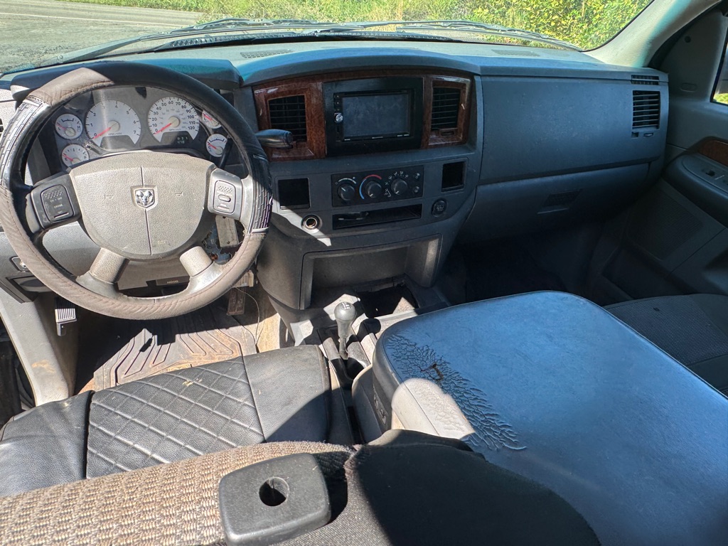 Photo 14 of this DODGE RAM 2500