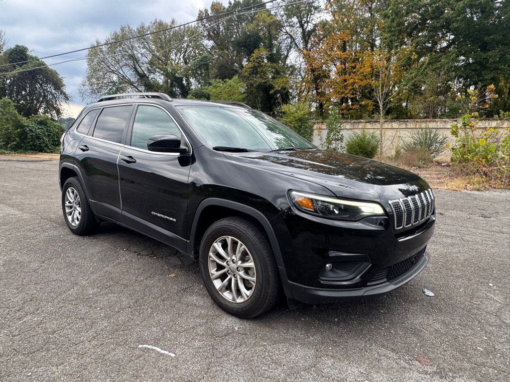 Photo 8 of this JEEP CHEROKEE
