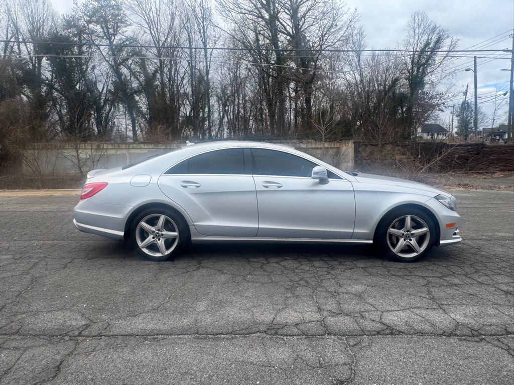 Photo 4 of this MERCEDES-BENZ CLS